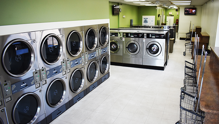 laundry mat near me that takes credit card