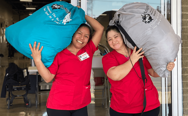 laundry attendants at spot laundromat southgate in Chambersburg, PA